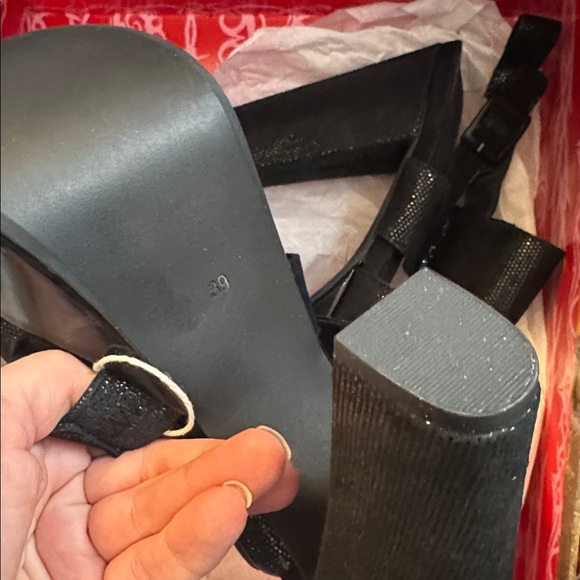 *NEW IN BOX* JEFFREY CAMPBELL BLACK DOT KIDSKIN PLATFORM SANDAL 39 - Picture 6 of 7